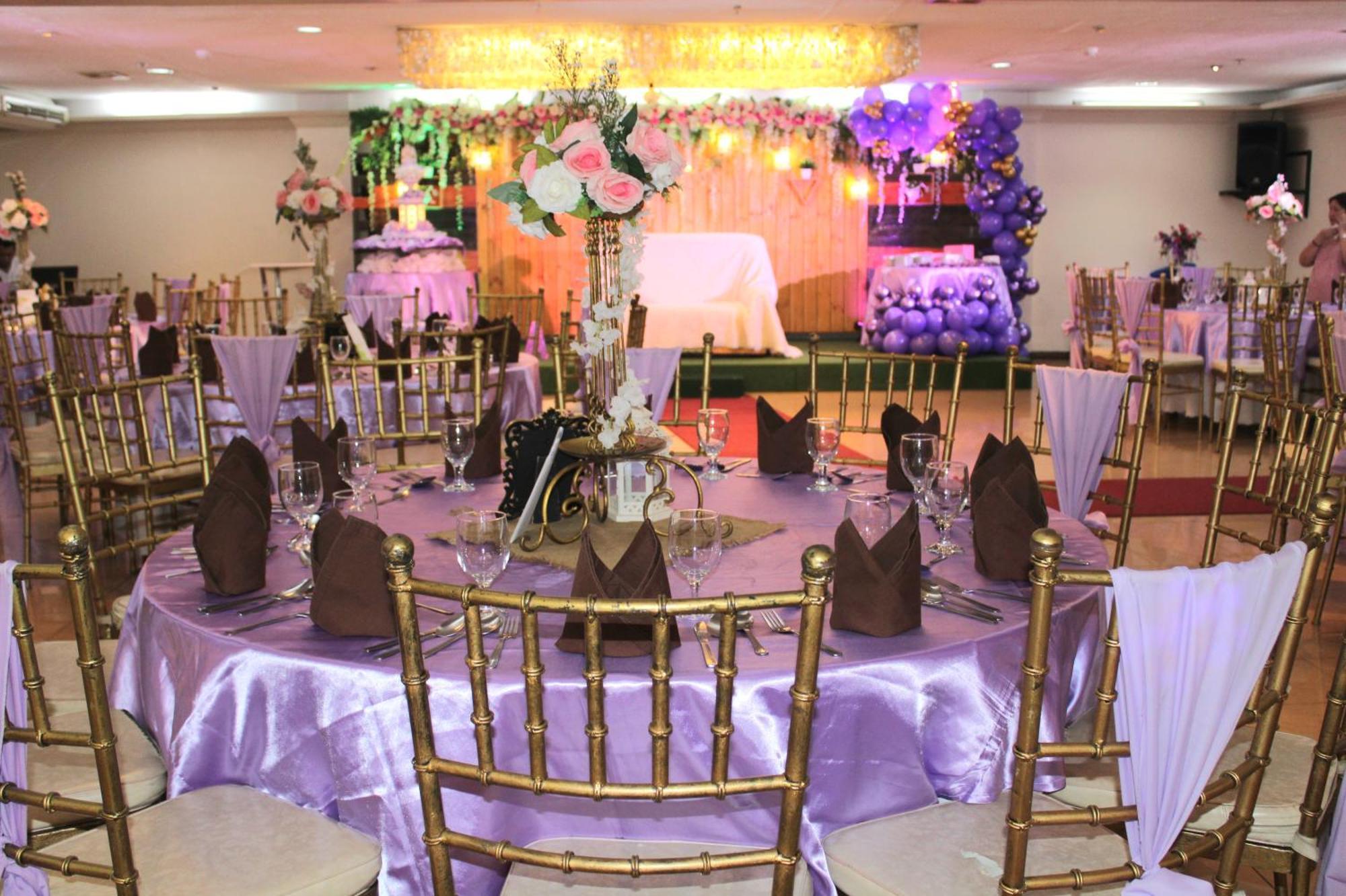 OYO 653 Rosas Garden Hotel Manilla Buitenkant foto