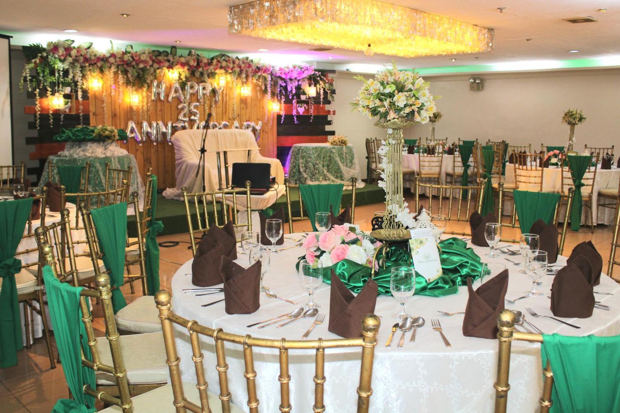 OYO 653 Rosas Garden Hotel Manilla Buitenkant foto