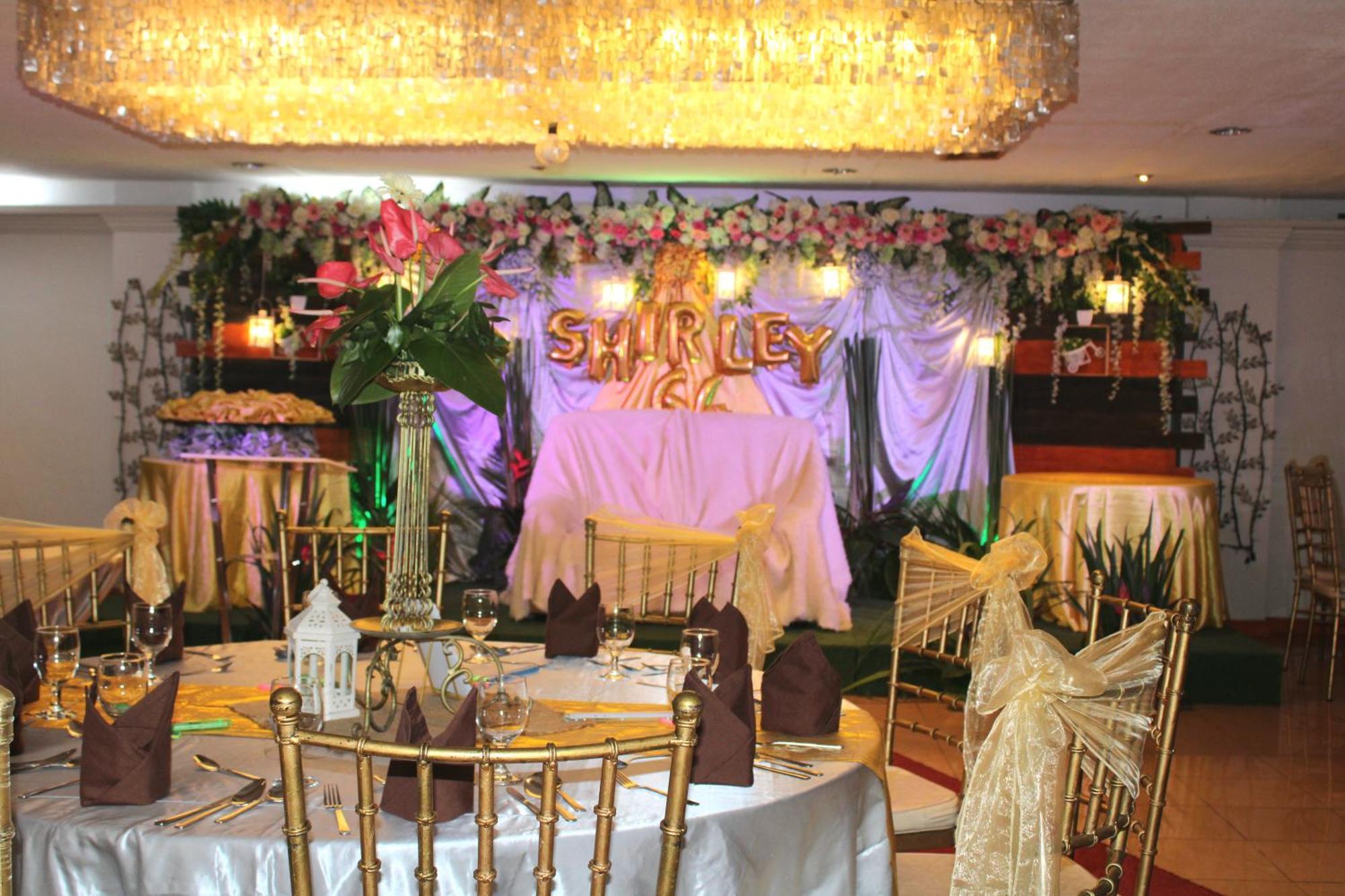 OYO 653 Rosas Garden Hotel Manilla Buitenkant foto