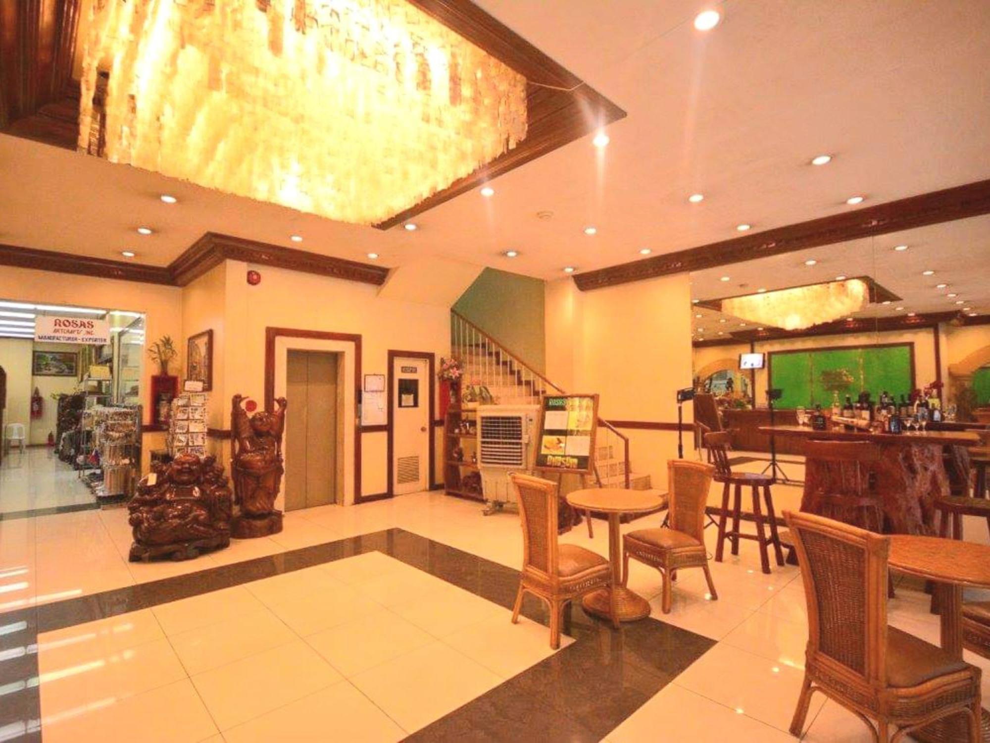 OYO 653 Rosas Garden Hotel Manilla Buitenkant foto